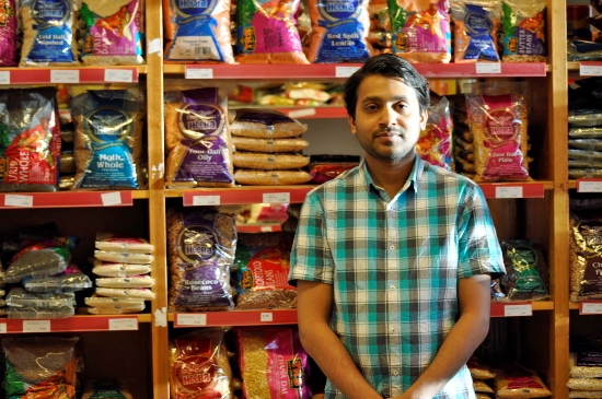 2433-shakir-abdulkhader-the-owner-of-kairali-foods-bok-550px-jpg