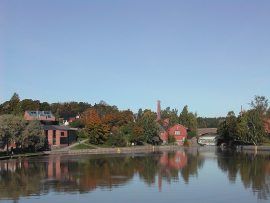 The area where the daycare is located is also home to a former power station (centre, now a museum), as well as modern buildings and a nature preserve.