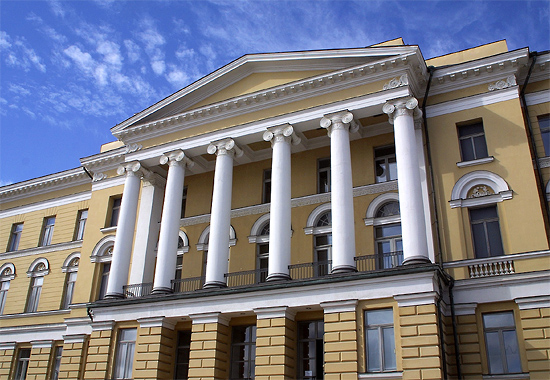 When they hear the word "university", many Finns think of the University of Helsinki's main building, designed by Carl Ludwig Engel and completed in 1832.