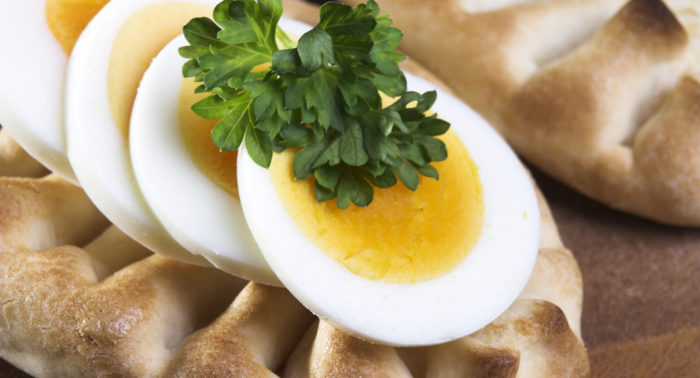 Произведенные в Финляндии яйца можно употреблять и в сыром виде.