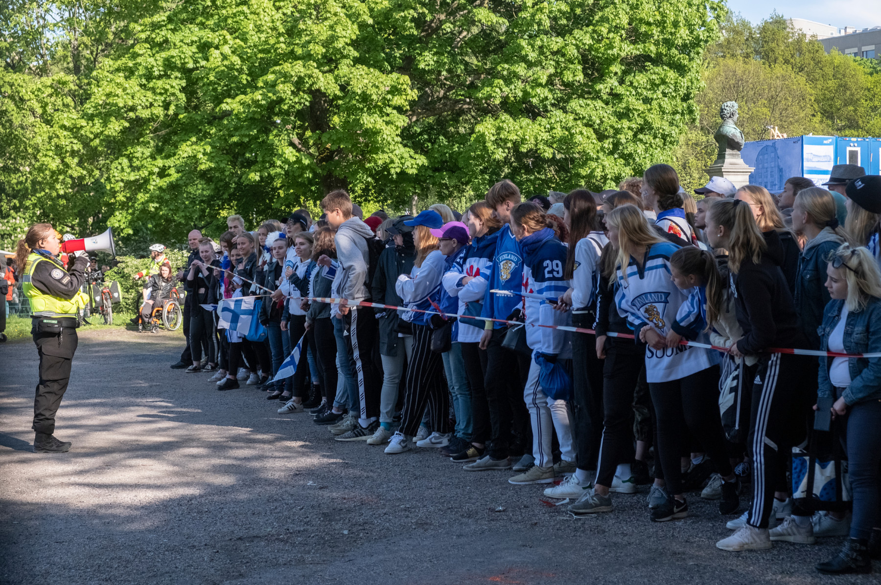 Gold goes great with blue and white: Finland parties after world hockey ...