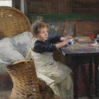Un tableau présente un enfant à la chevelure ébouriffée assis dans un fauteuil en osier et tenant dans ses mains une brindille laissant apparaître quelques feuilles en bourgeons.